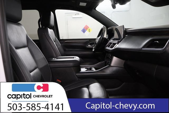 Used 2024 Chevrolet Suburban Z71 AWD/4WD image 30