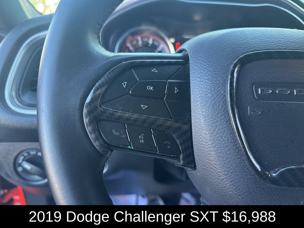 Used 2019 Dodge Challenger SXT RWD image 28