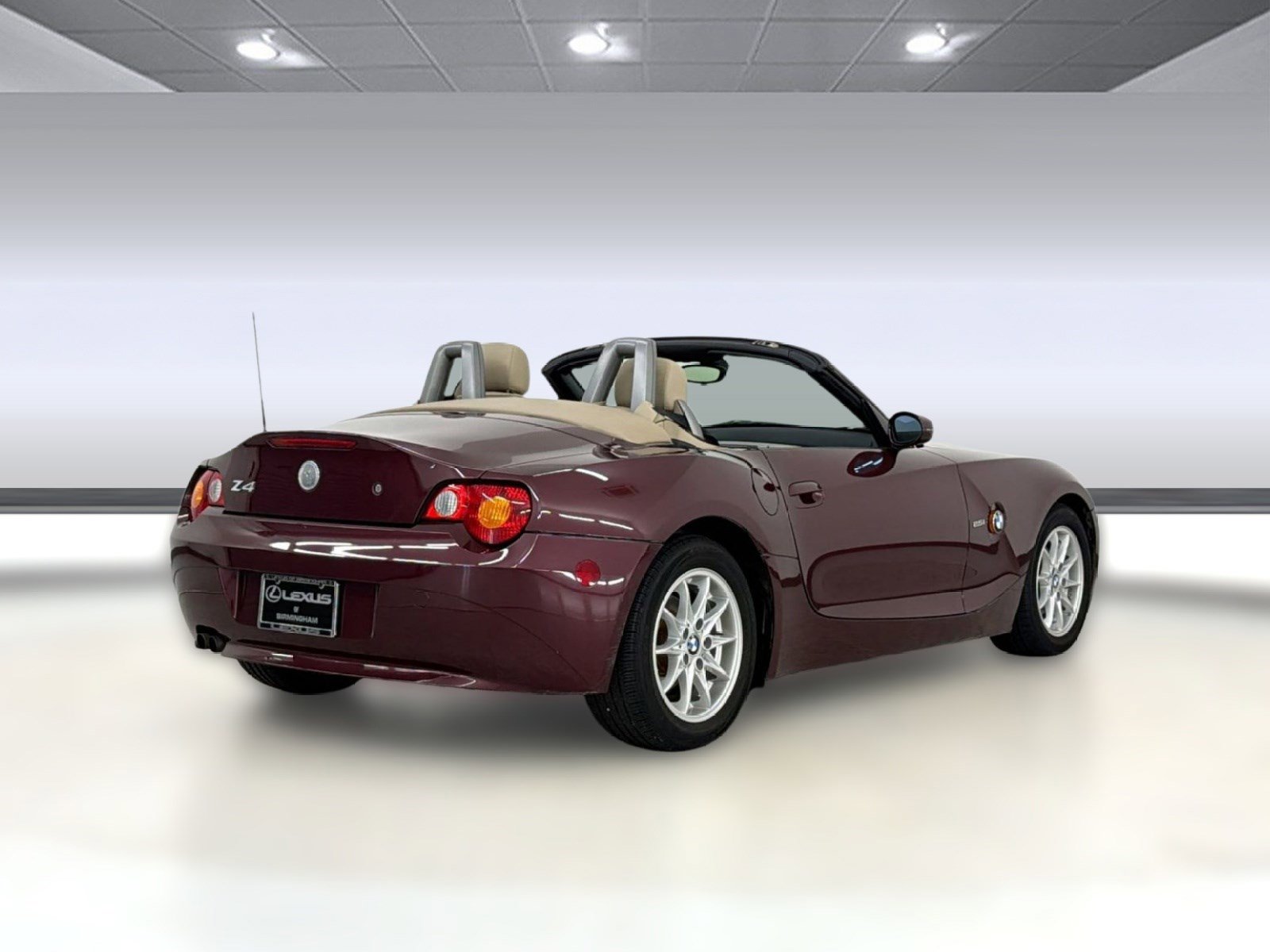 Used 2004 BMW Z4 2.5i image 9