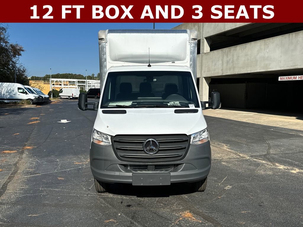 Used 2024 Mercedes-Benz Sprinter 3500 image 2