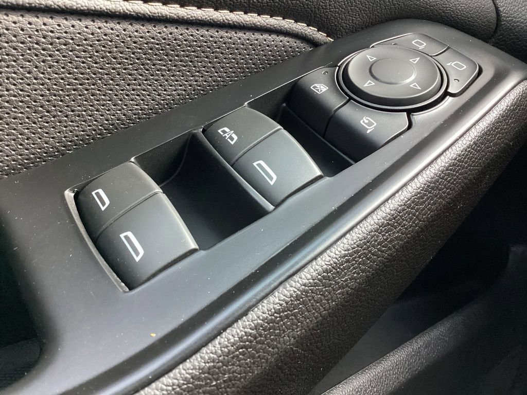 Used 2022 Chevrolet Traverse Premier image 26