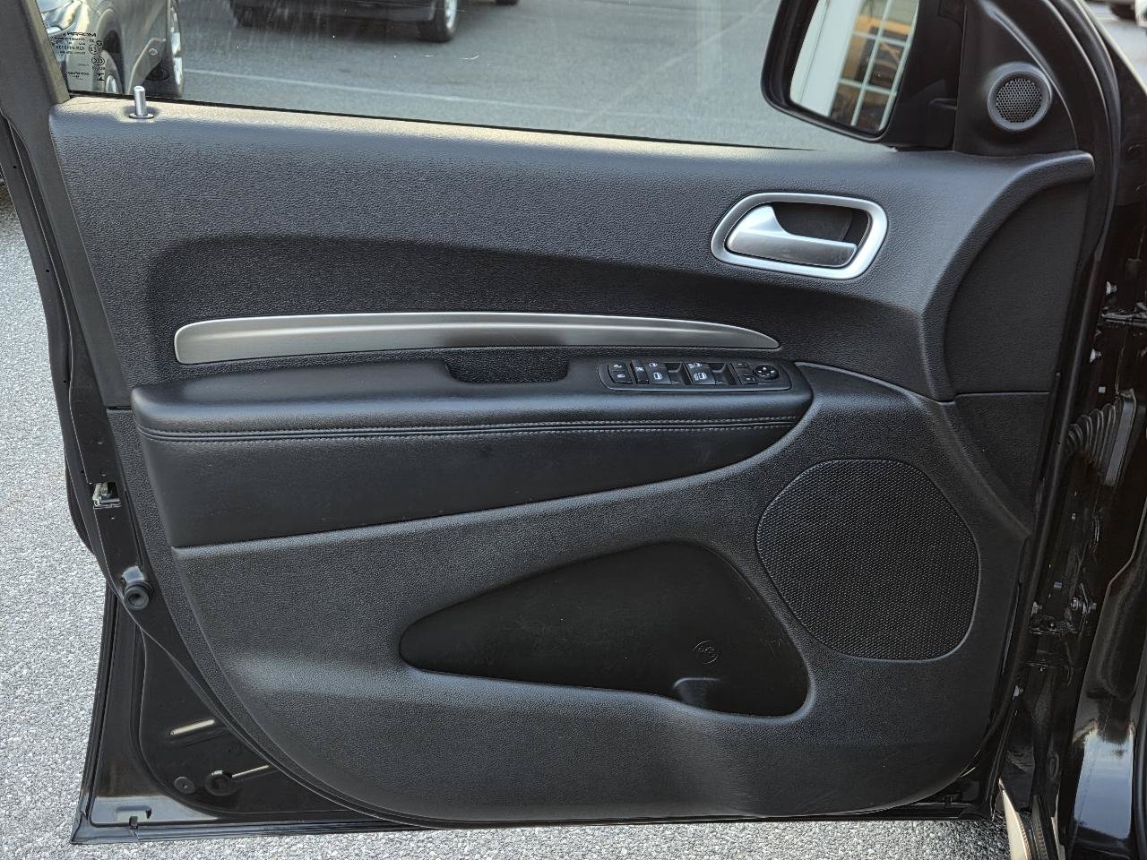 Used 2019 Dodge Durango SXT AWD/4WD image 15