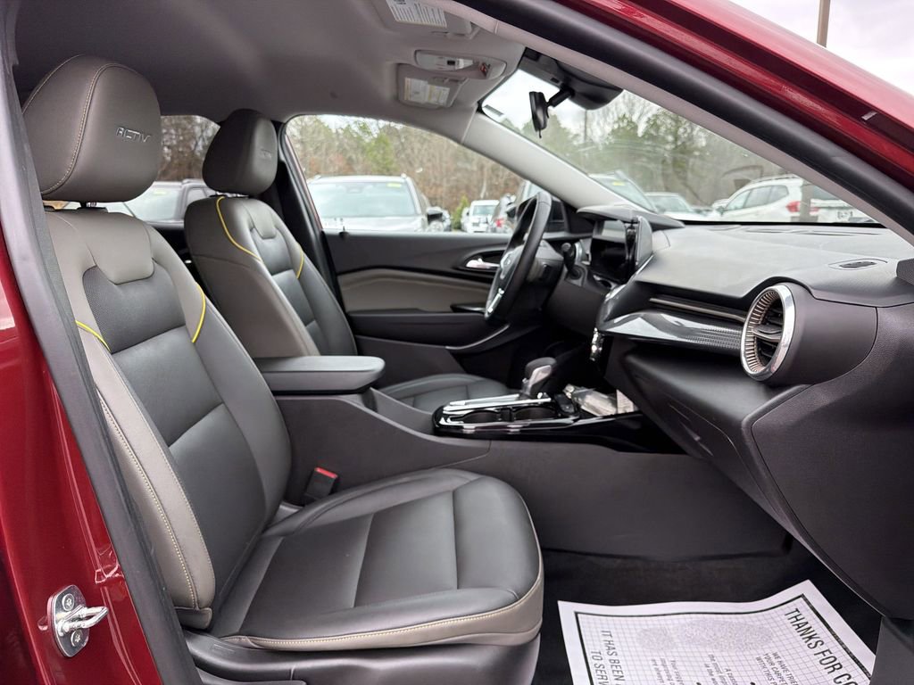 Used 2024 Chevrolet Trax ACTIV w/ Driver Confidence Package image 19