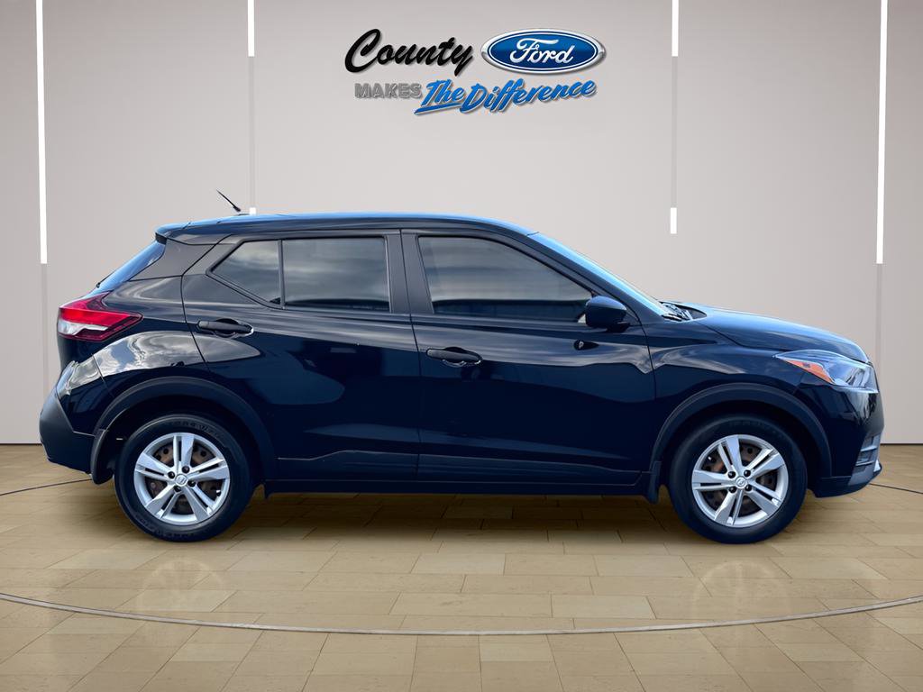 Used 2020 Nissan Kicks S image 8