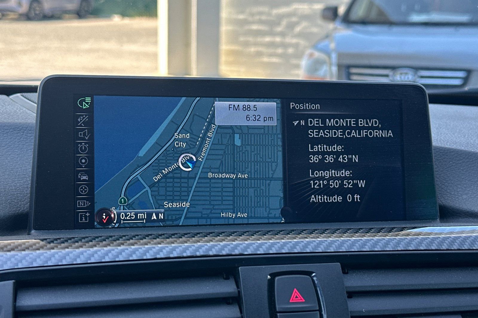 Used 2015 BMW M4 Convertible image 21