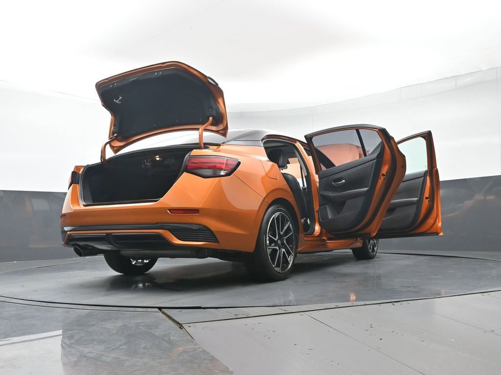 Used 2024 Nissan Sentra SR w/ SR Premium Package image 49