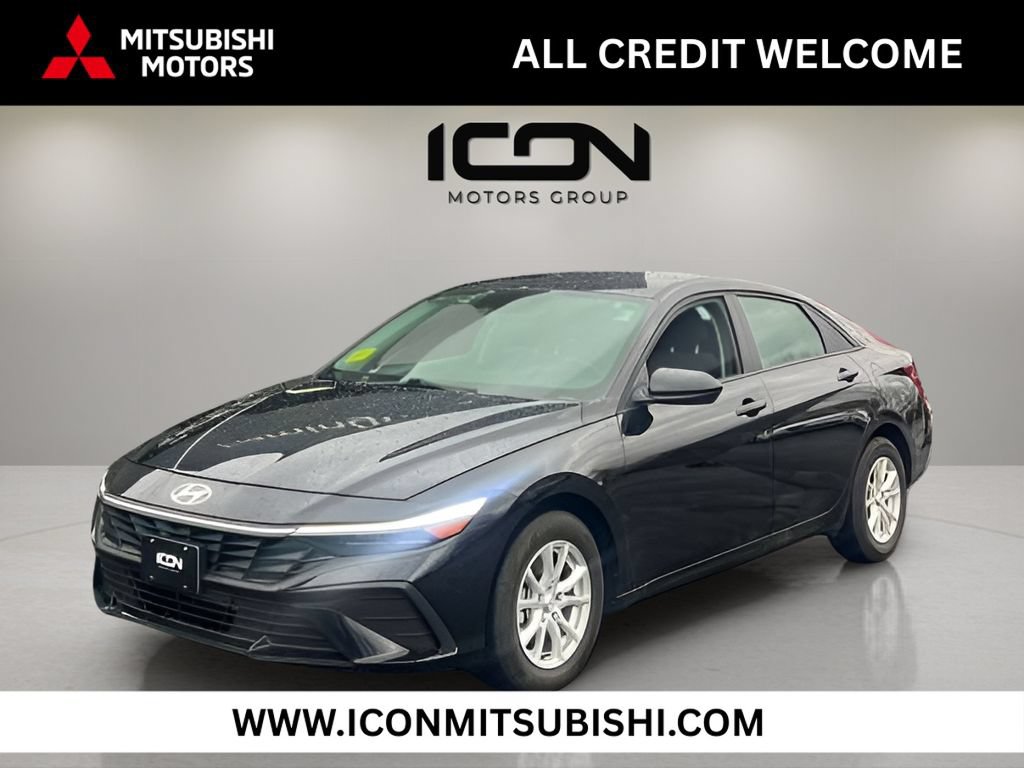 Used 2024 Hyundai Elantra SE
