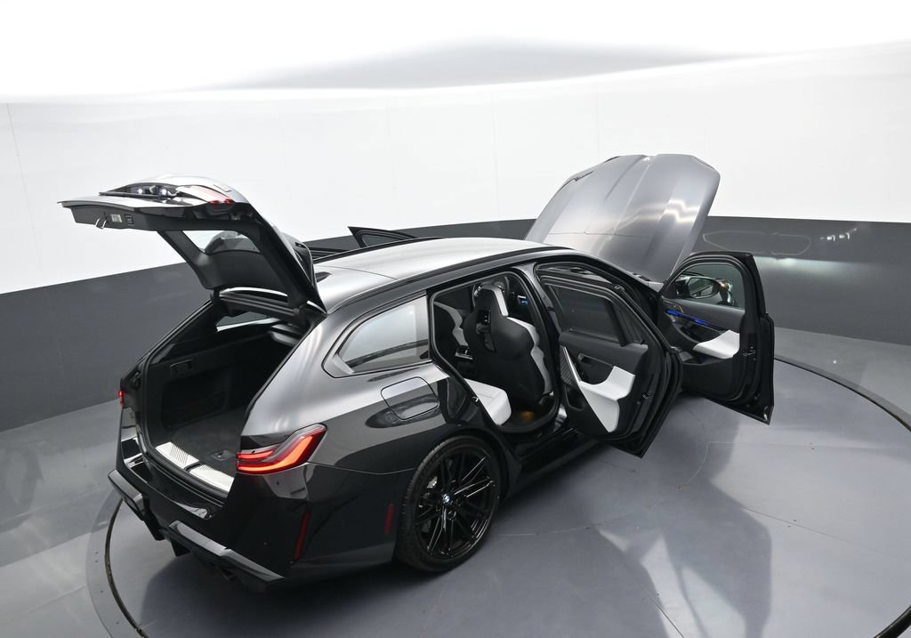 New 2027 BMW M5 Touring AWD/4WD image 44