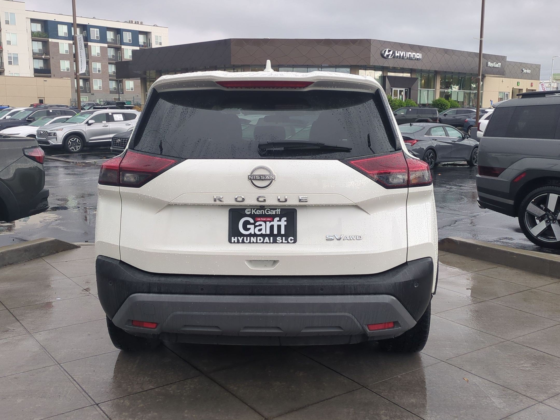 Used 2022 Nissan Rogue SV AWD/4WD image 5