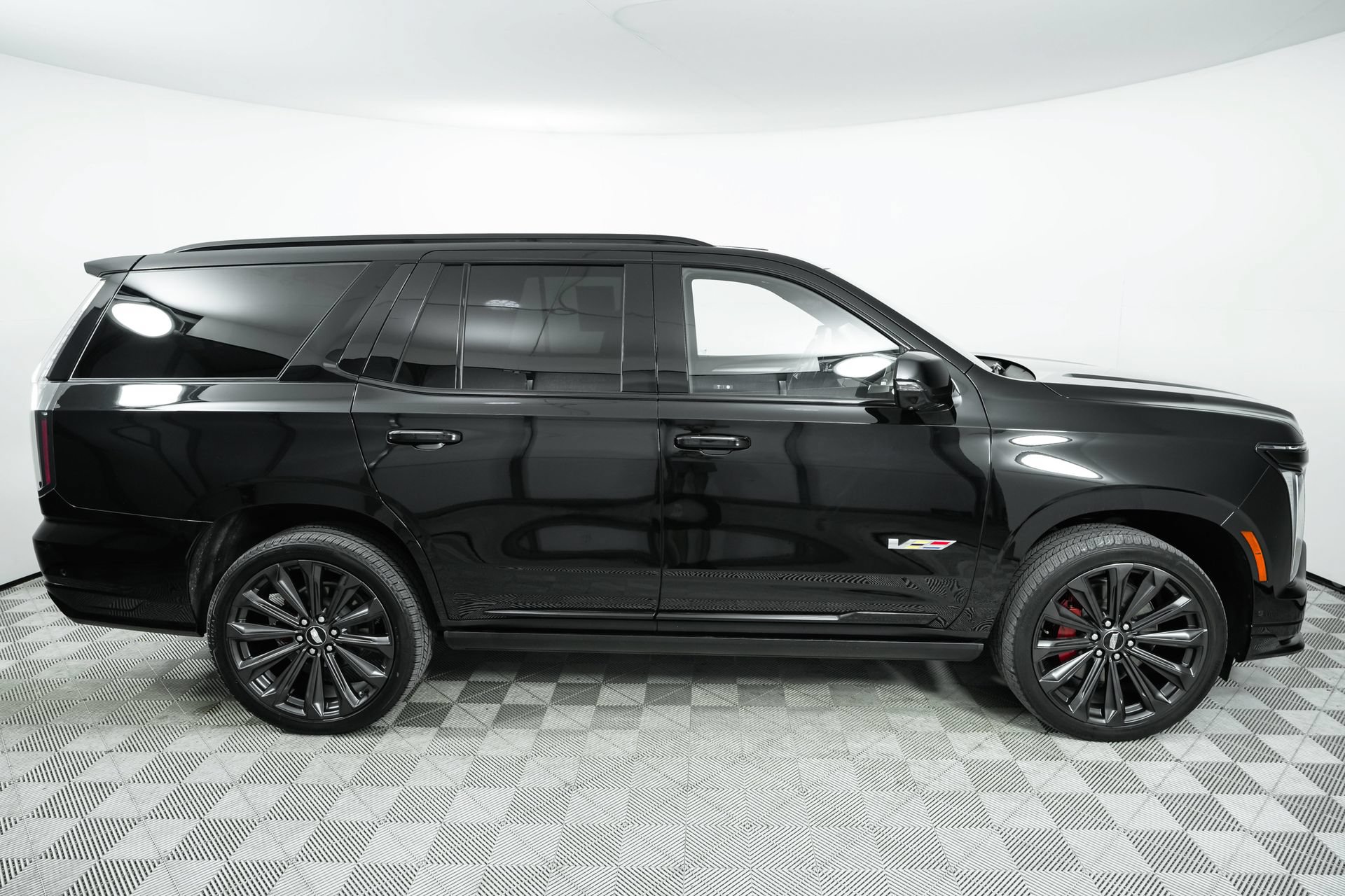 Used 2025 Cadillac Escalade V w/ LPO, Floor Liner Package AWD/4WD image 11