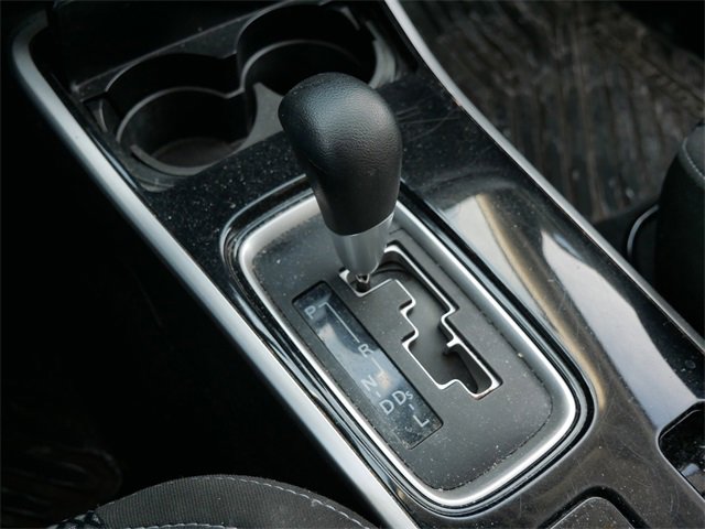 Used 2020 Mitsubishi Outlander ES image 22