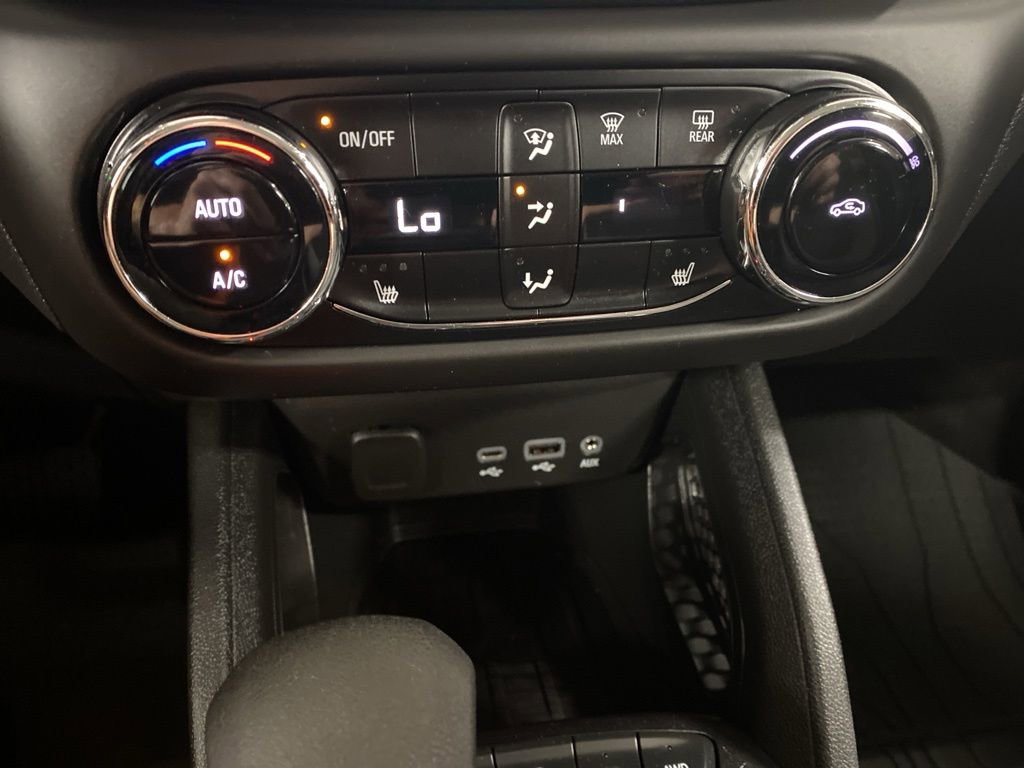 Used 2023 Chevrolet TrailBlazer LT w/ Convenience Package AWD/4WD image 41