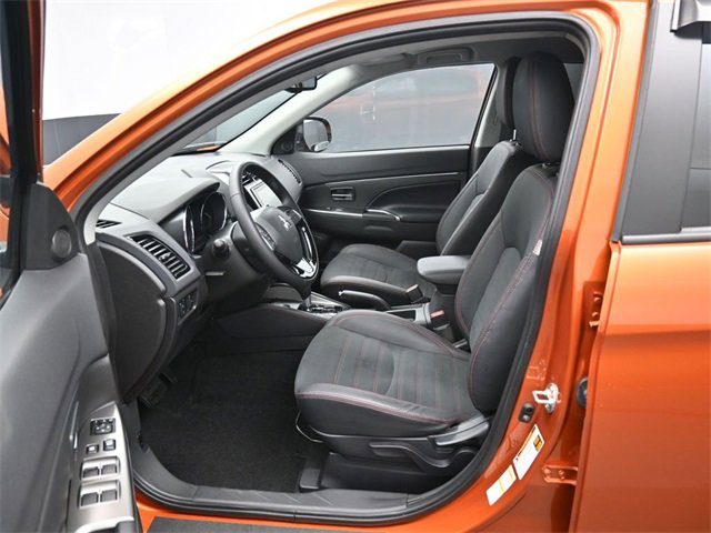 Used 2022 Mitsubishi Outlander Sport SE image 9