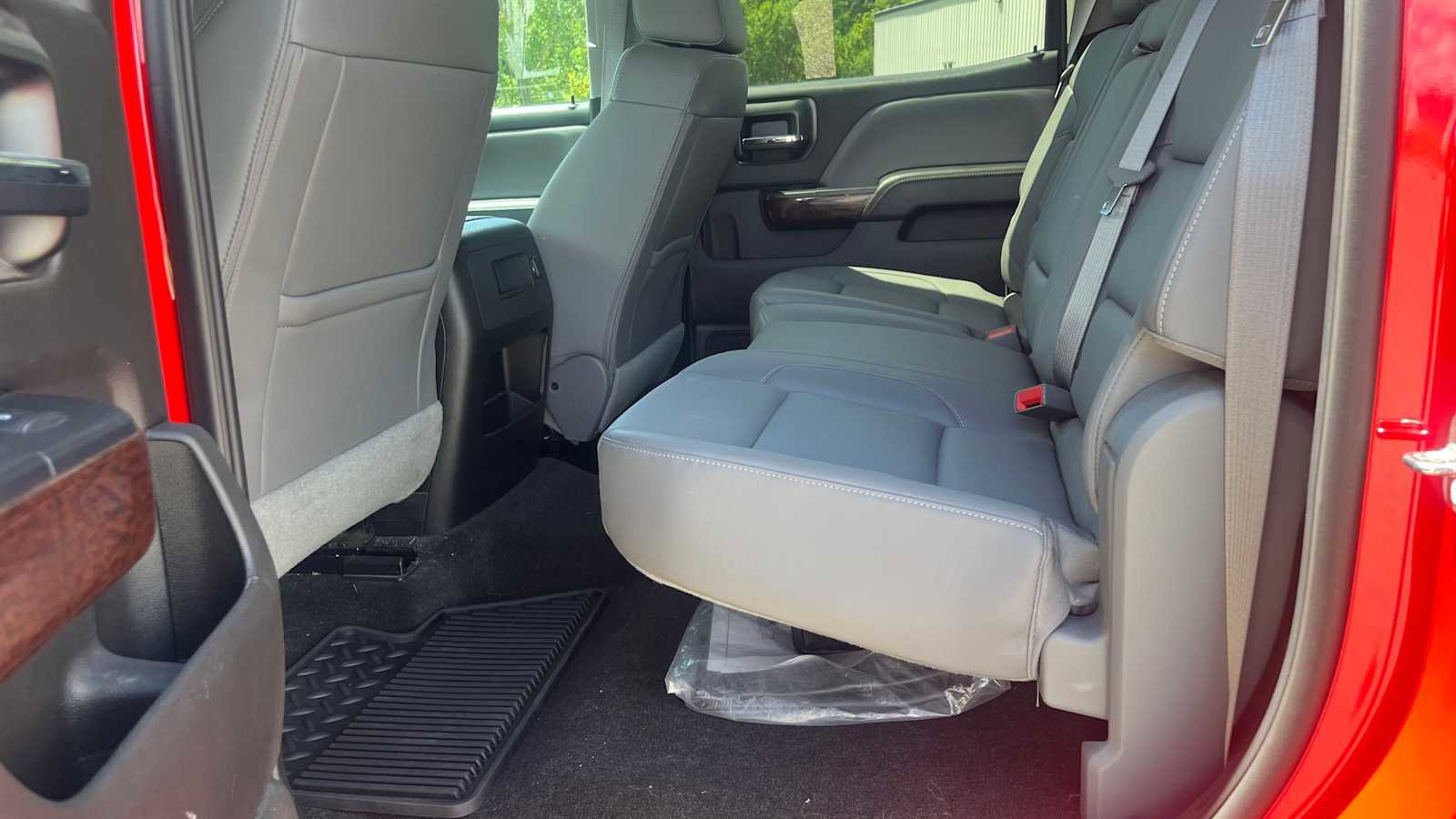 Used 2016 GMC Sierra 2500 SLT w/ Duramax Plus Package image 8