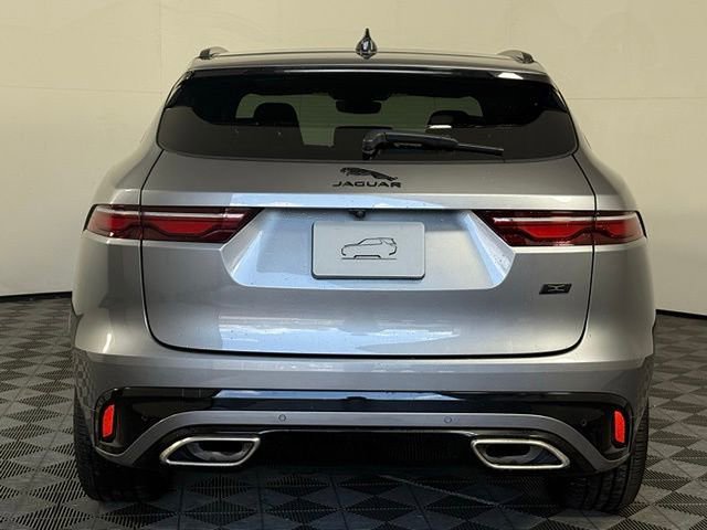 New 2026 Jaguar F-PACE R-Dynamic S image 7