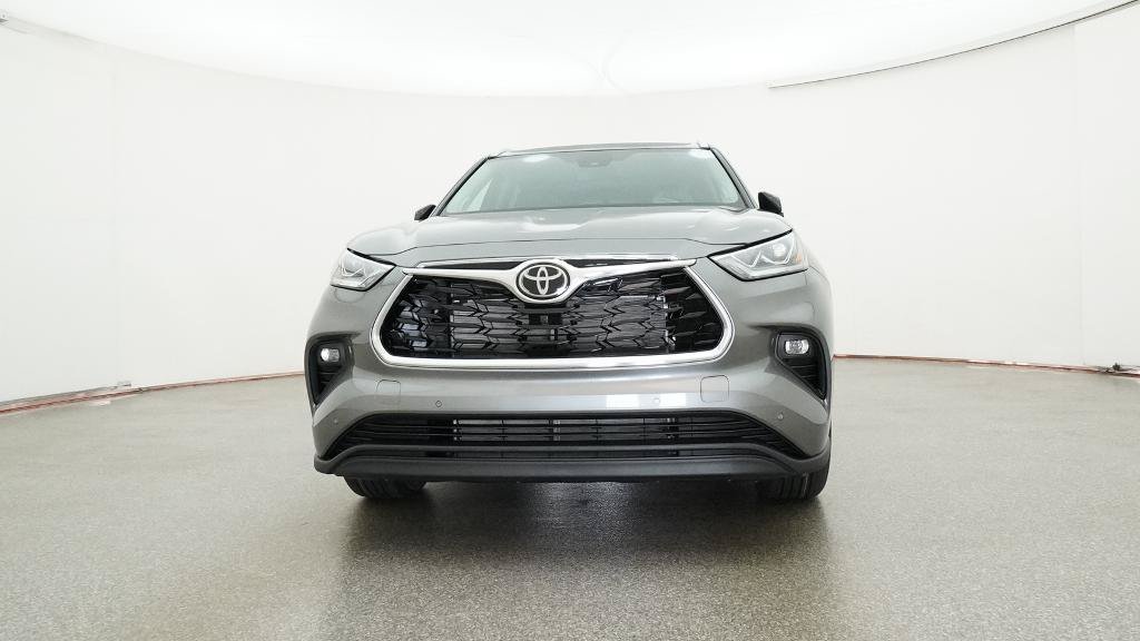 New 2026 Toyota Highlander Limited AWD/4WD image 18