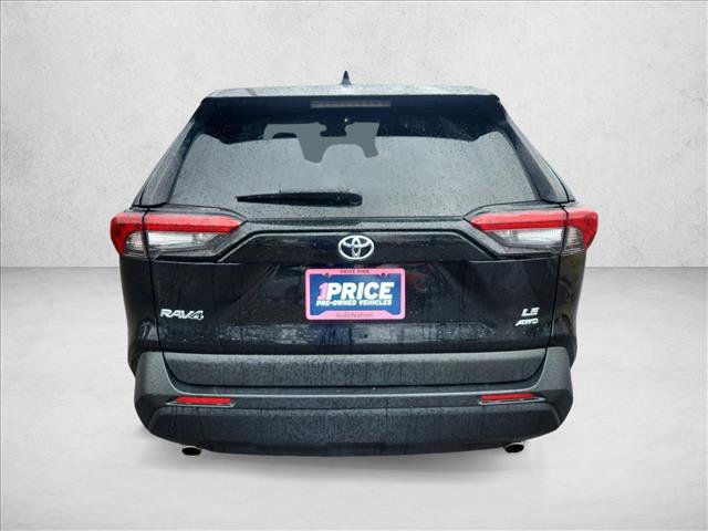 Used 2024 Toyota RAV4 LE AWD/4WD video 4