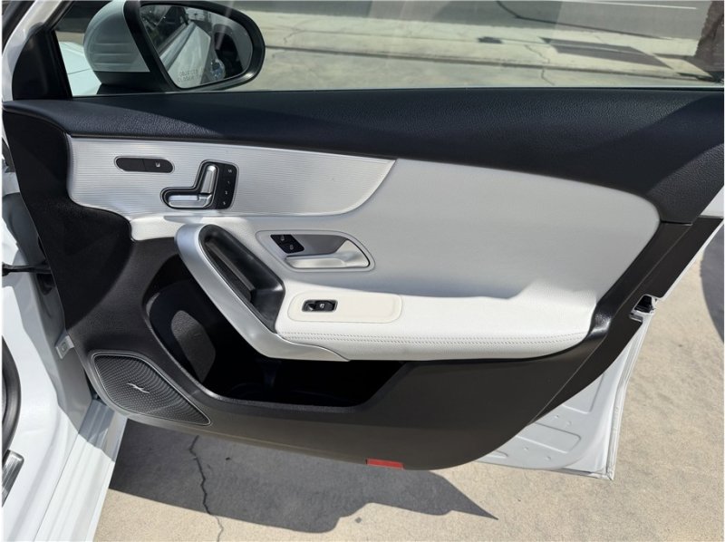 Used 2020 Mercedes-Benz A 220 image 32