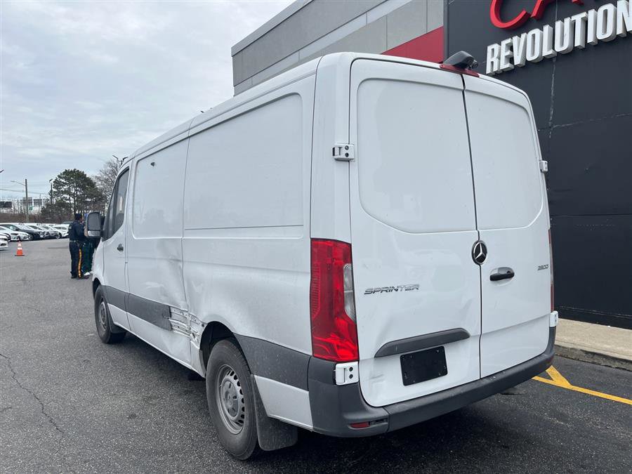 Used 2023 Mercedes-Benz Sprinter 2500 image 5
