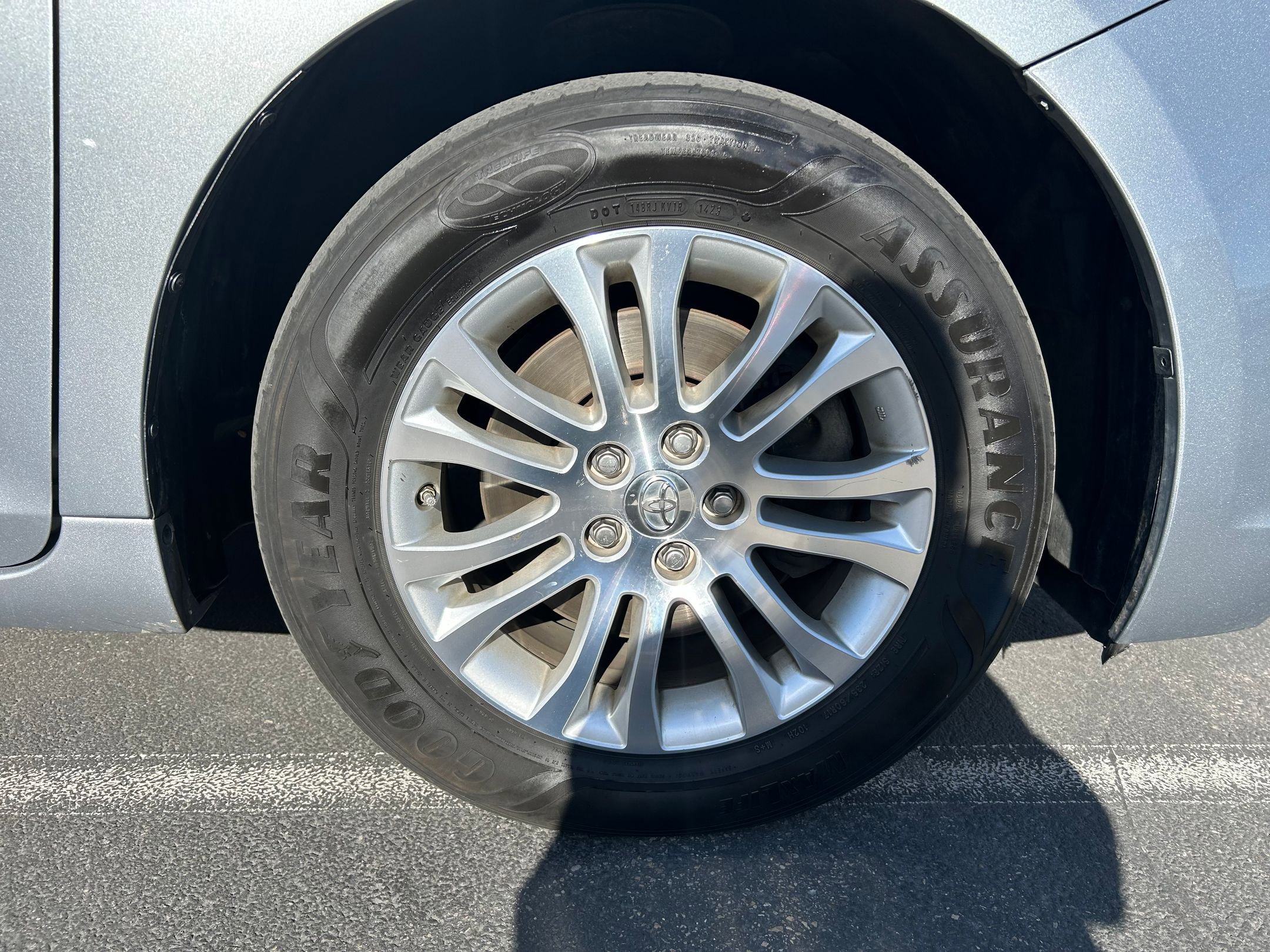 Used 2016 Toyota Sienna XLE FWD image 31