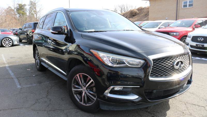 Used 2018 INFINITI QX60 Luxe w/ Premium Plus Package image 3