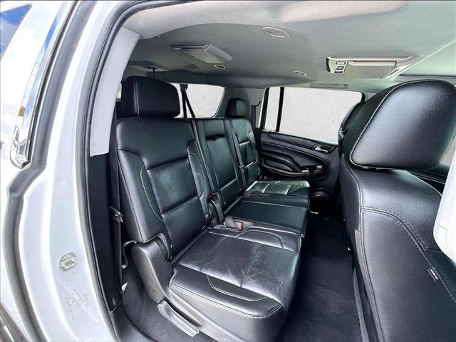 Used 2020 Chevrolet Suburban LT image 28
