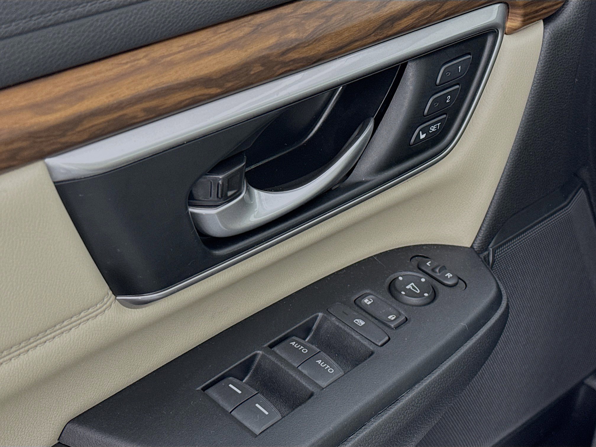 Certified 2022 Honda CR-V EX-L image 17