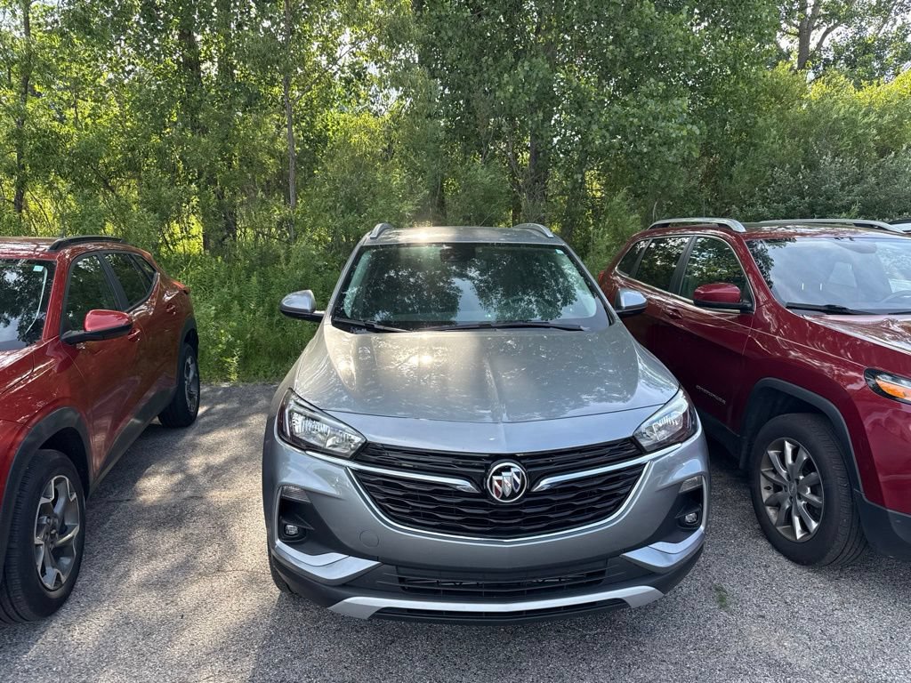 Used 2023 Buick Encore GX Select AWD/4WD image 2