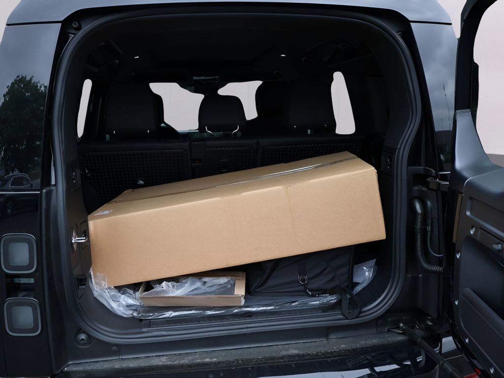 New 2026 Land Rover Defender 110 X-Dynamic SE AWD/4WD image 15