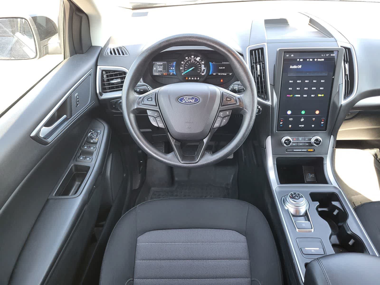 Used 2024 Ford Edge SE w/ Black Appearance Package AWD/4WD image 24