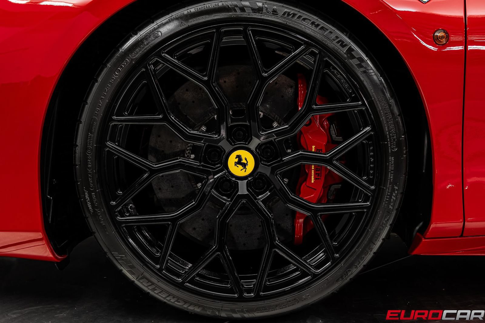 Used 2017 Ferrari 488 GTB RWD image 22