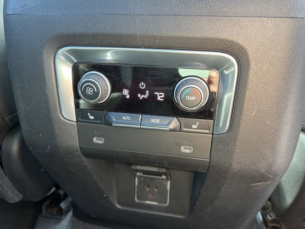 Used 2021 Chevrolet Tahoe Premier w/ Premium Package image 28