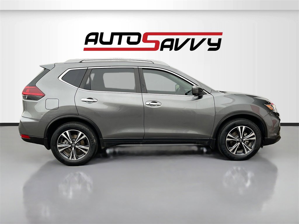 Used 2020 Nissan Rogue SV w/ Premium Package image 8