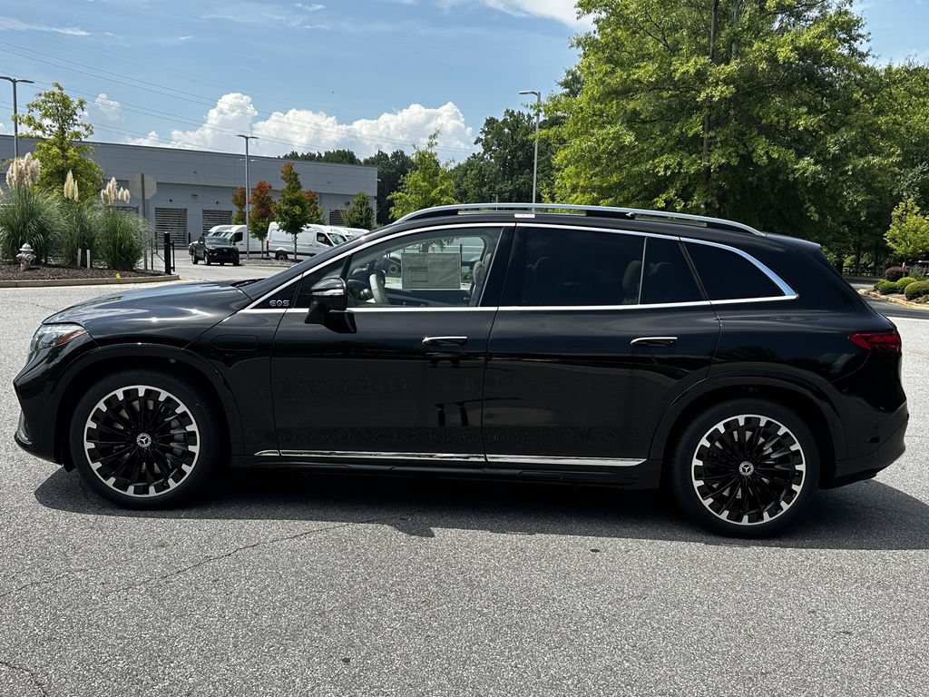 New 2027 Mercedes-Benz EQS 550 4MATIC SUV image 5