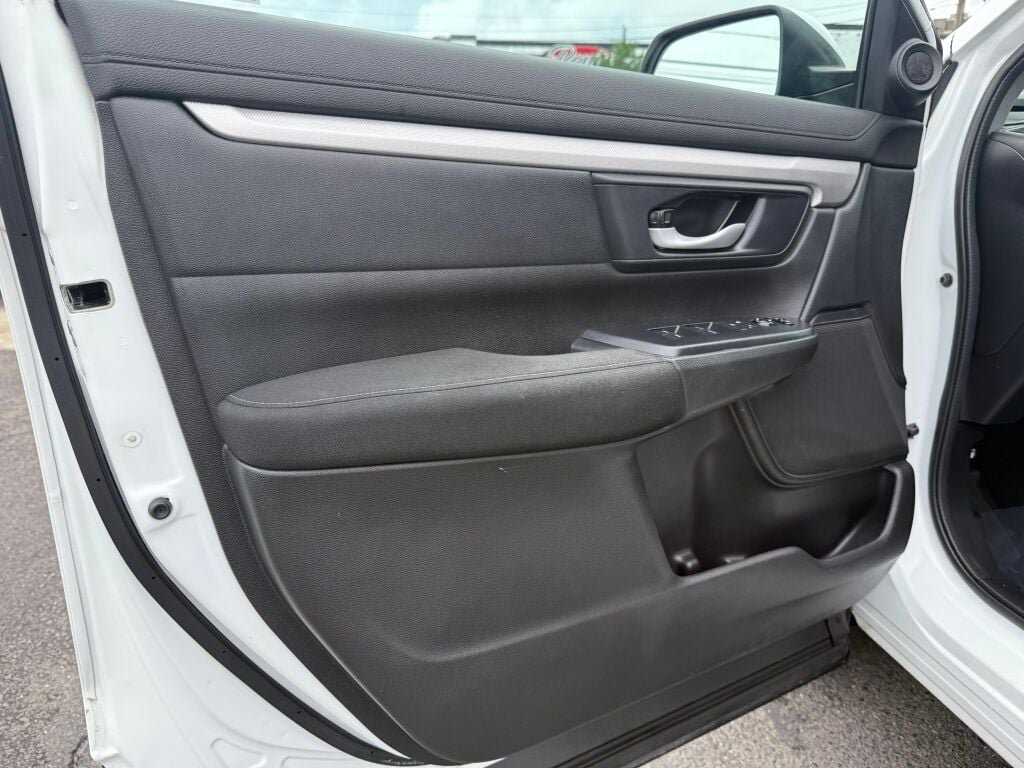 Used 2021 Honda CR-V Special Edition image 9