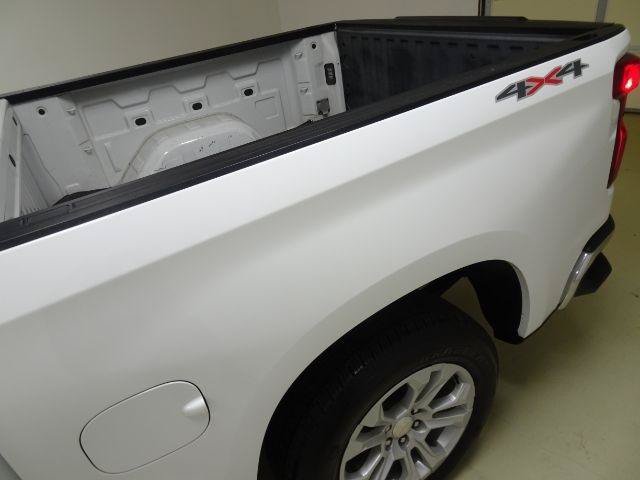 Used 2023 Chevrolet Silverado 1500 LTZ AWD/4WD image 11