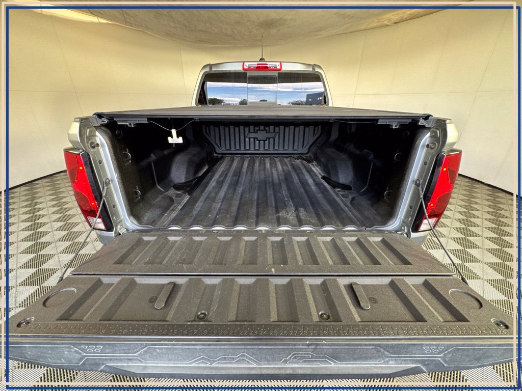 Certified 2025 Chevrolet Colorado Trail Boss AWD/4WD image 39