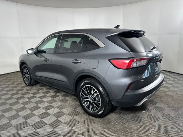 Used 2022 Ford Escape SE w/ Cold Weather Package image 5