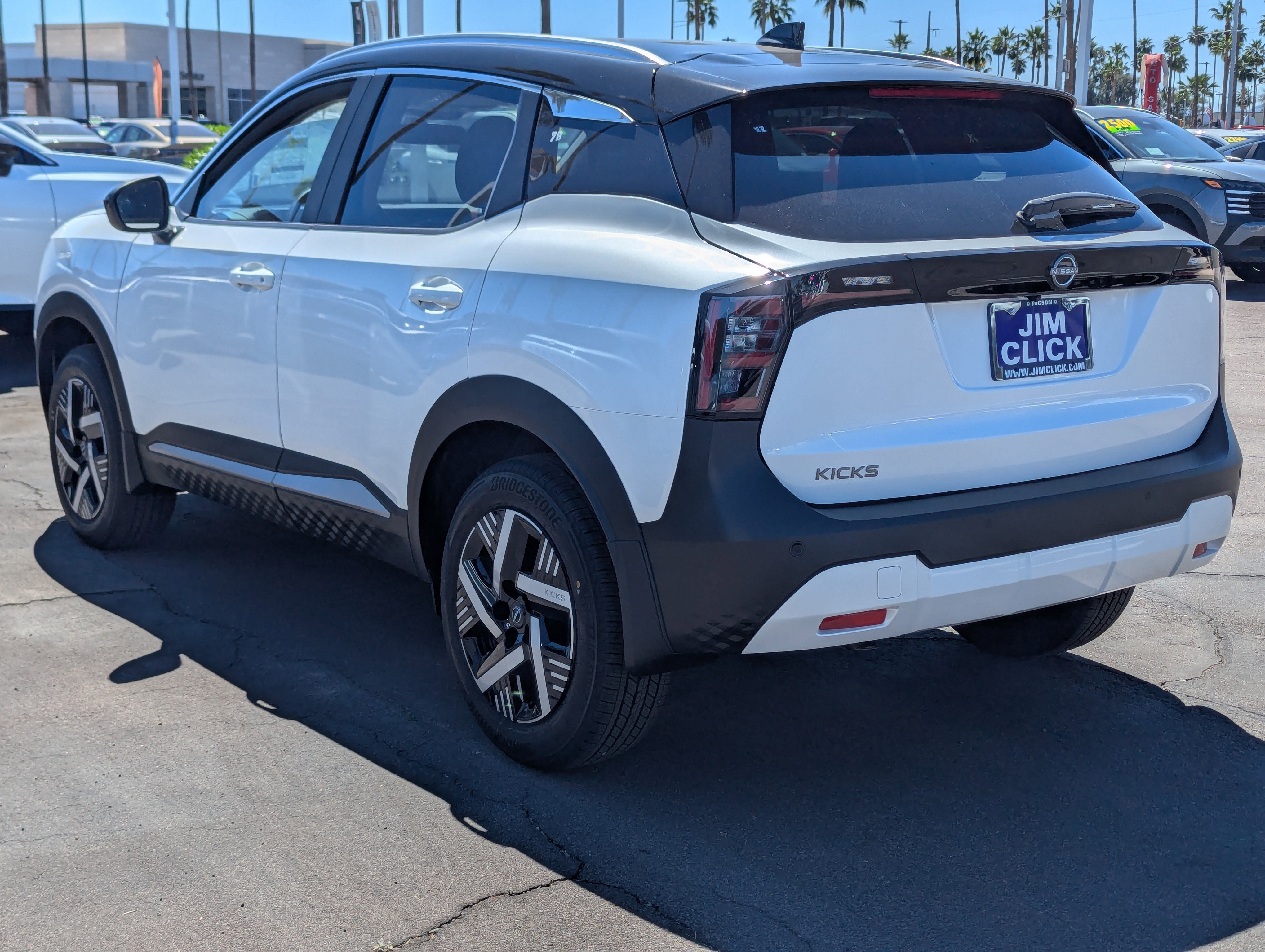 New 2026 Nissan Kicks SV image 4