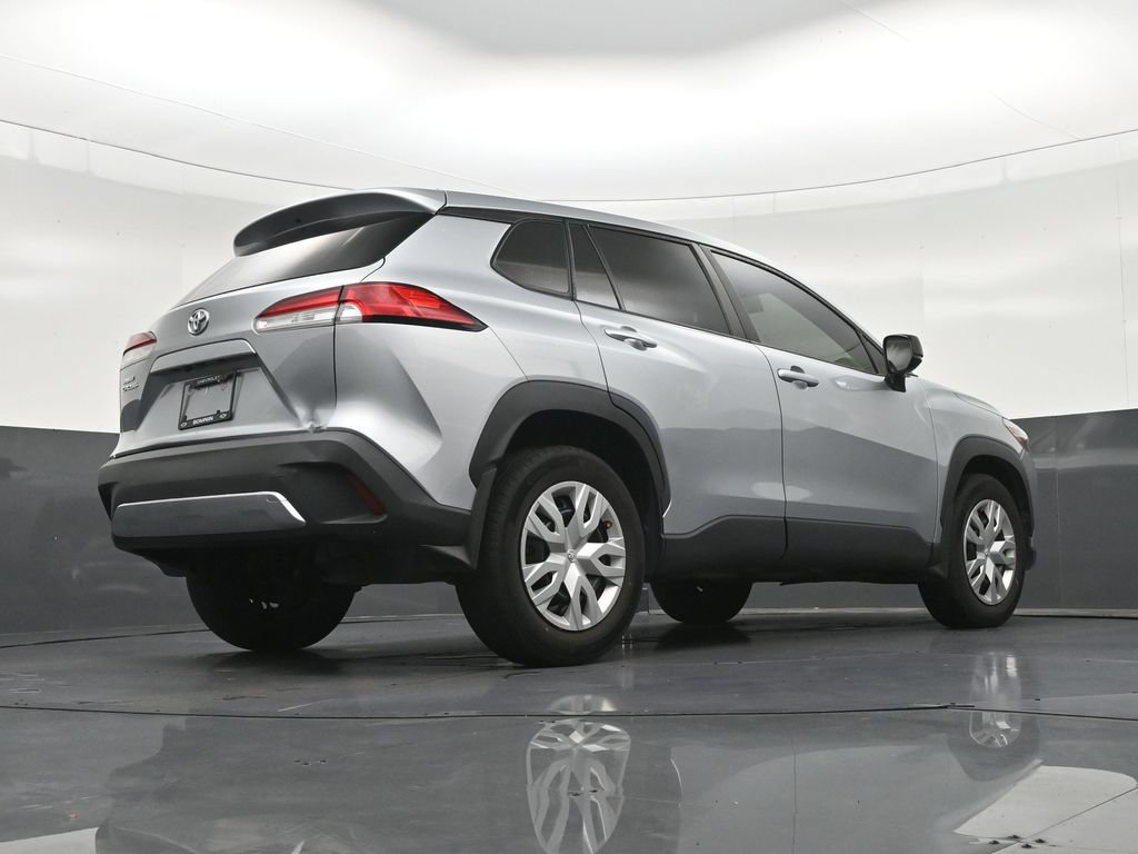 Used 2022 Toyota Corolla Cross L FWD image 27