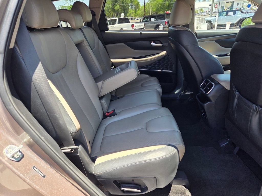 Used 2020 Hyundai Santa Fe Limited FWD image 16