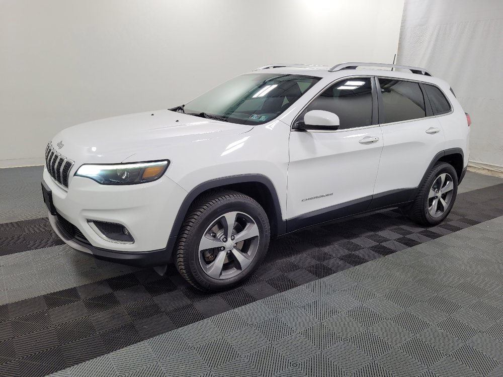 Used 2019 Jeep Cherokee Limited AWD/4WD image 2