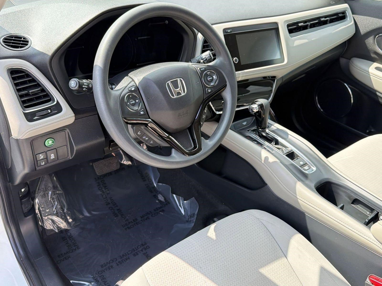 Used 2022 Honda HR-V EX image 4