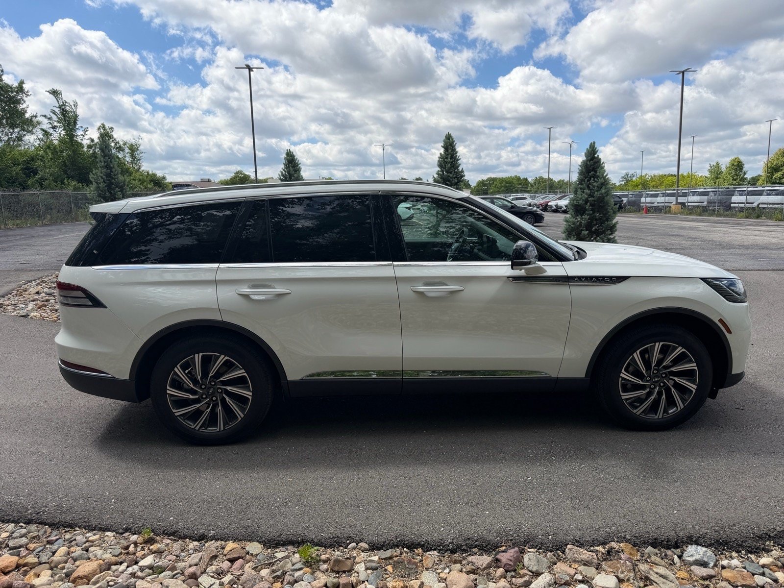 New 2026 Lincoln Aviator AWD image 6
