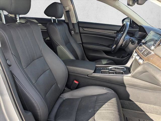 Used 2020 Honda Accord Touring image 17