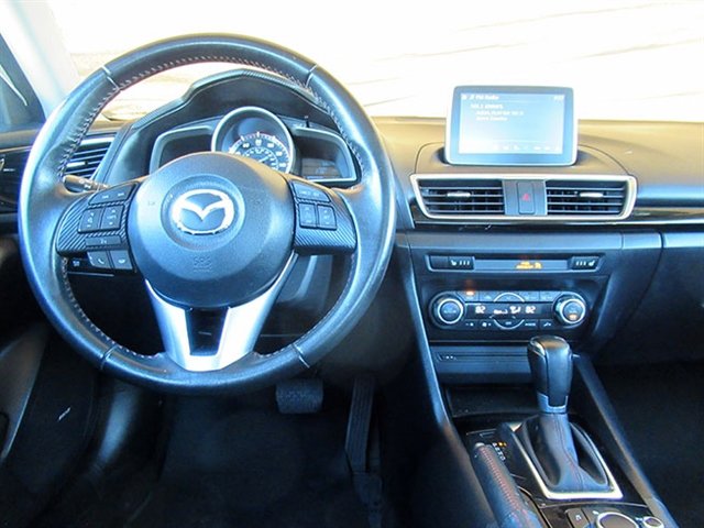 Used 2015 MAZDA MAZDA3 i Grand Touring image 17