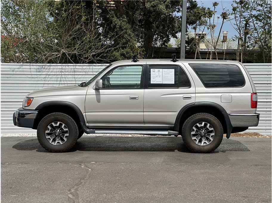 Used 2000 Toyota 4Runner SR5 image 13