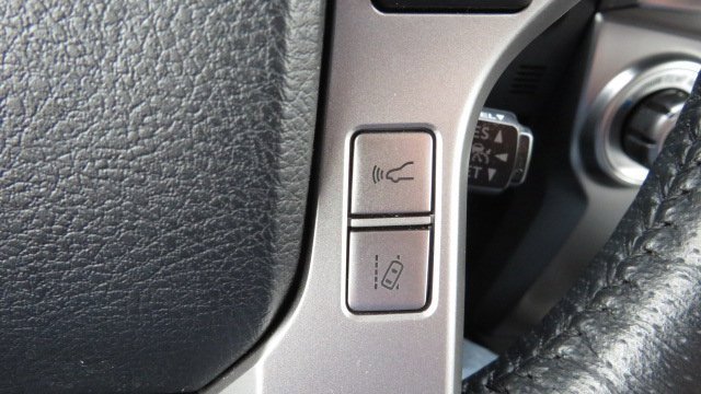 Used 2023 Toyota 4Runner Limited image 25