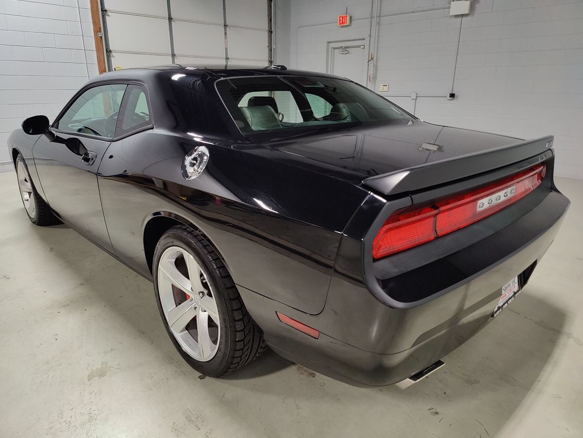 Used 2009 Dodge Challenger SRT8 w/ SRT Option Group II RWD image 22