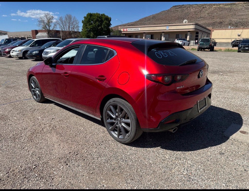 Used 2024 MAZDA MAZDA3 s FWD image 6